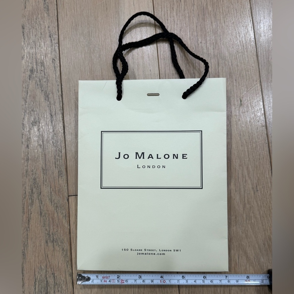 Jo Malone shopping bag